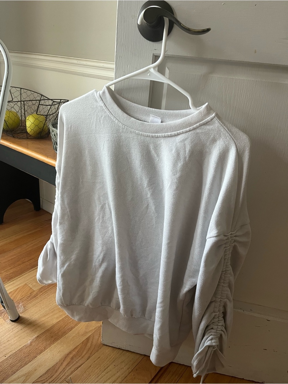 GAP White Ruched Sleeve Crewneck Sweatshirt